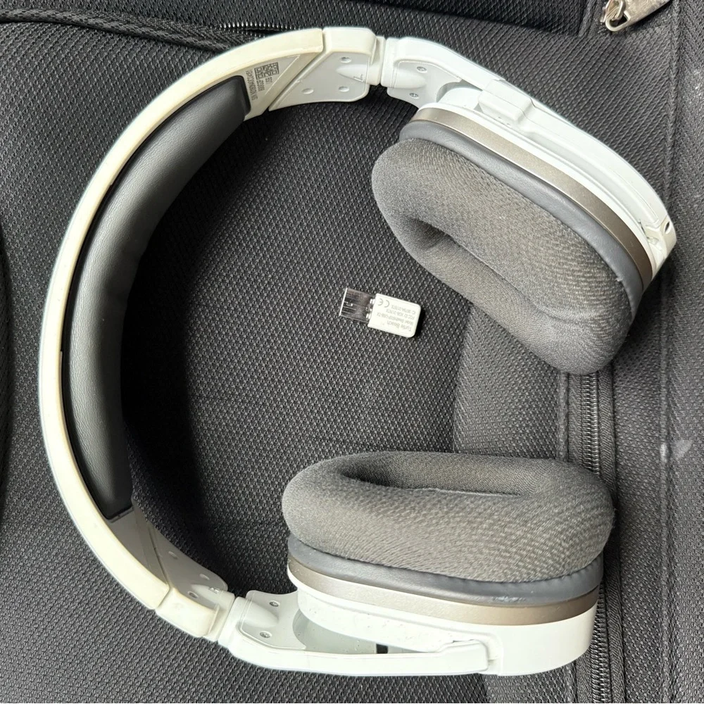 White and Gray Wireless Gaming Headset with Cushioned Ear Cups